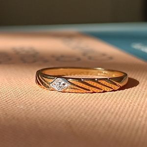 Vintage Gold Tone Stacking Ring Band sz 5.75